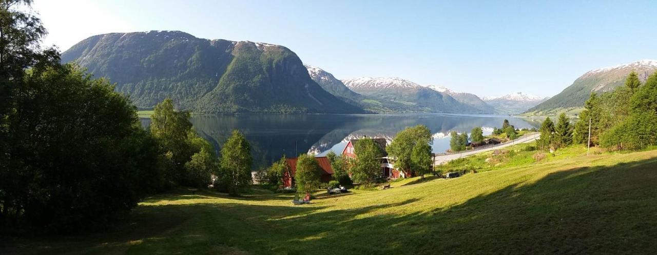 Apartment With Lake View In Jolster Ardal  Exterior photo